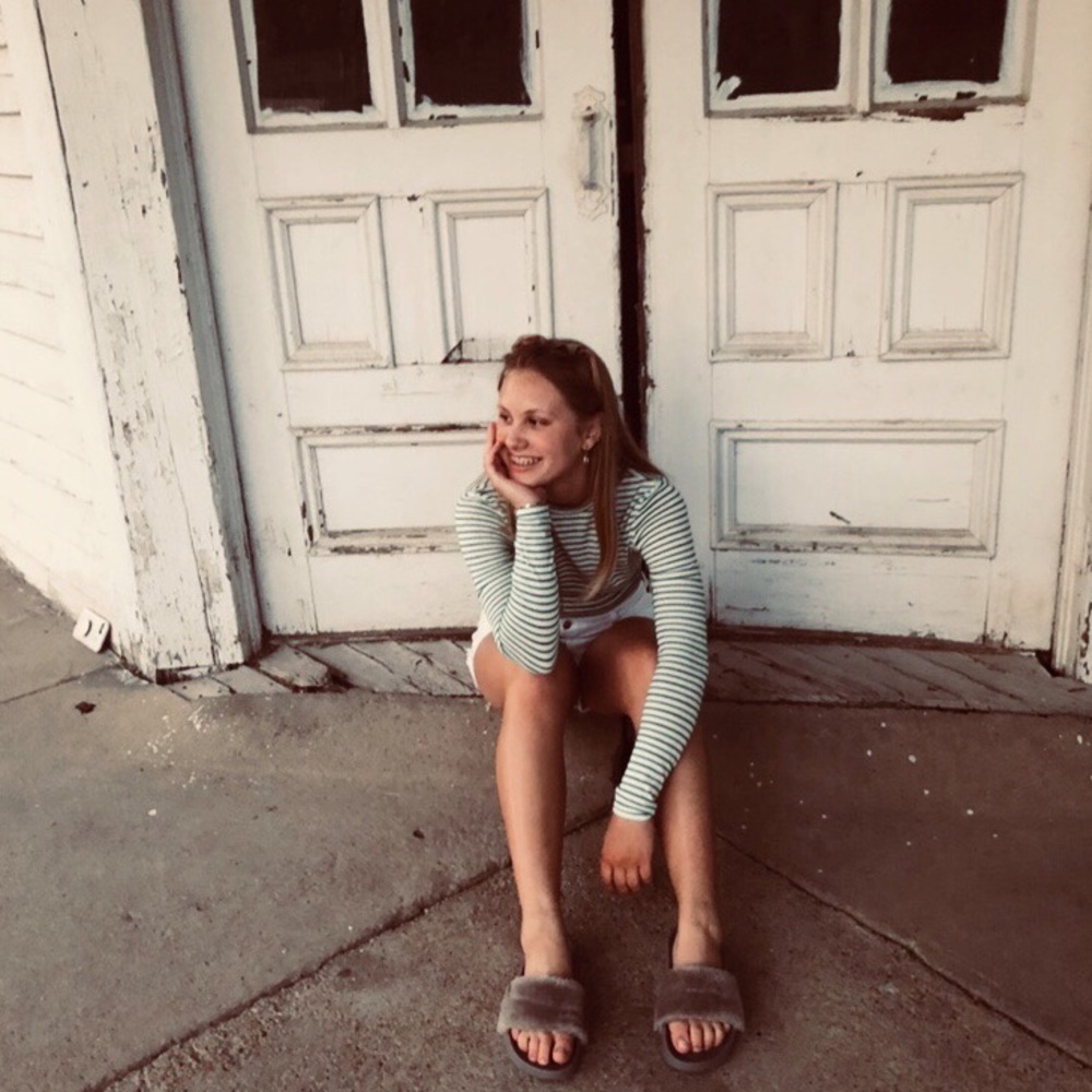 Meet your Posher, Hailee